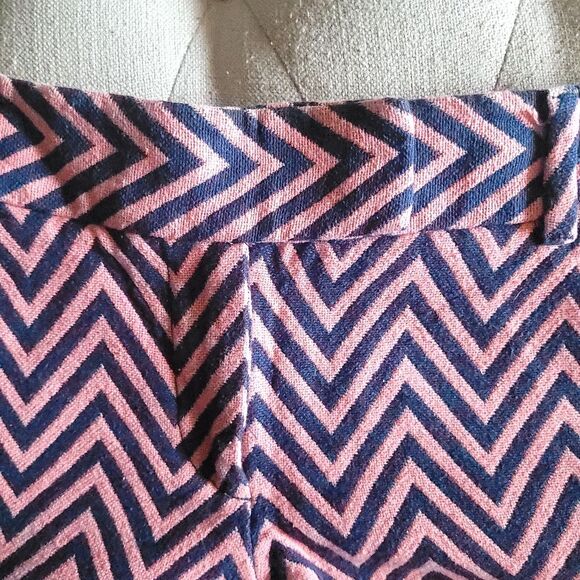 Ann Taylor LOFT Shorts Womens 4 Pink Blue Riviera Knit Zig Zag Flat Front Cotton - Picture 10 of 14